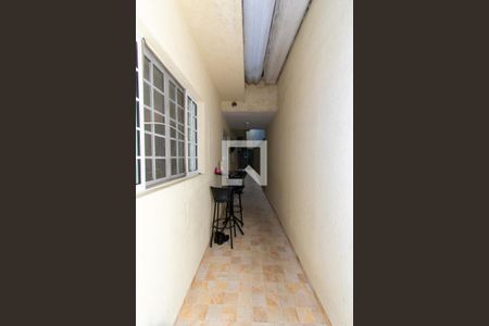 Casa à venda com 160m², 2 quartos e 2 vagas Casa à venda com 160m², 2 quartos e 2 vagasQuintal