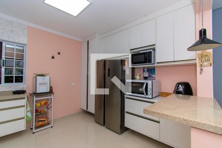 Casa à venda com 160m², 2 quartos e 2 vagas Casa à venda com 160m², 2 quartos e 2 vagasCozinha