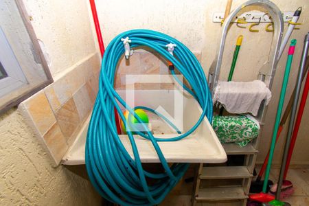 Casa à venda com 160m², 2 quartos e 2 vagas Casa à venda com 160m², 2 quartos e 2 vagasÁrea de Serviço 2