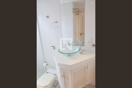 Apartamento à venda com 127m², 2 quartos e 2 vagasBanheiro da Suíte