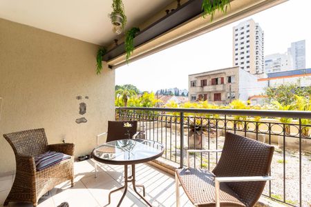 Apartamento para alugar com 110m², 3 quartos e 2 vagasVaranda