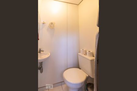 Apartamento para alugar com 110m², 3 quartos e 2 vagasBanheiro de Serviço