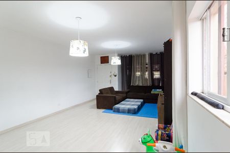 Sala de casa à venda com 3 quartos, 140m² em Jardim Satélite, São Paulo