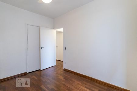Quarto 2 de apartamento à venda com 3 quartos, 136m² em Jardim Europa, São Paulo