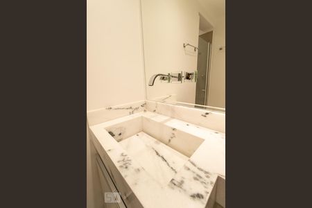 Apartamento à venda com 136m², 3 quartos e 1 vaga Apartamento à venda com 136m², 3 quartos e 1 vagaBanheiro