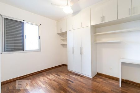 Quarto 2 de apartamento à venda com 3 quartos, 136m² em Jardim Europa, São Paulo