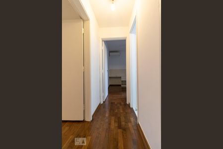 Apartamento à venda com 136m², 3 quartos e 1 vaga Apartamento à venda com 136m², 3 quartos e 1 vagaCorredor