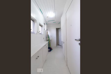 Apartamento à venda com 136m², 3 quartos e 1 vaga Apartamento à venda com 136m², 3 quartos e 1 vagaÁrea de serviço