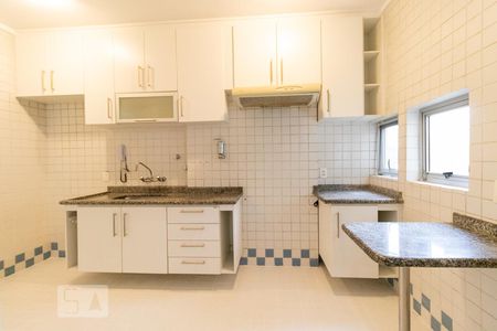 Apartamento à venda com 136m², 3 quartos e 1 vaga Apartamento à venda com 136m², 3 quartos e 1 vagaCozinha