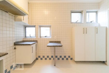 Apartamento à venda com 136m², 3 quartos e 1 vaga Apartamento à venda com 136m², 3 quartos e 1 vagaCozinha