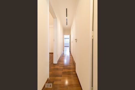 Apartamento à venda com 136m², 3 quartos e 1 vaga Apartamento à venda com 136m², 3 quartos e 1 vagaCorredor