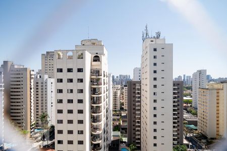 Apartamento à venda com 208m², 3 quartos e 2 vagasVaranda - Vista