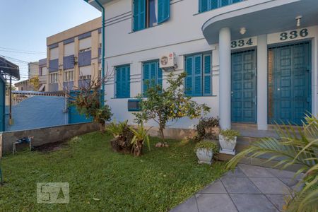 Pátio de casa para alugar com 2 quartos, 80m² em Floresta, Porto Alegre