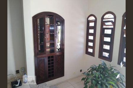 Sala de casa à venda com 5 quartos, 480m² em Vila Palmeiras, São Paulo