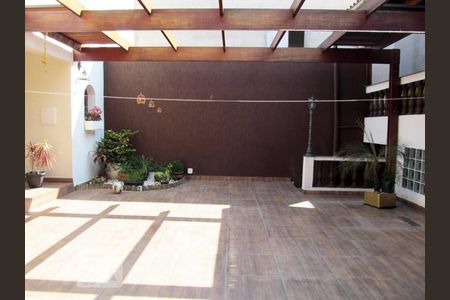 Casa à venda com 480m², 5 quartos e 2 vagasQuintal