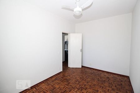 Quarto 1 de apartamento para alugar com 2 quartos, 90m² em Cascadura, Rio de Janeiro