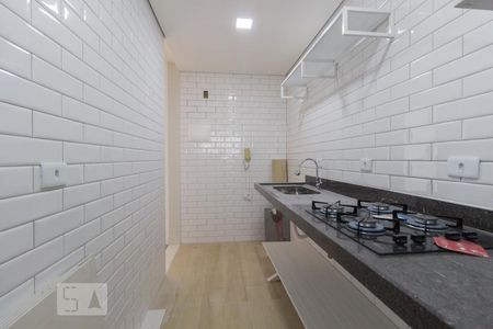Cozinha de apartamento para alugar com 1 quarto, 50m² em Santa Teresinha, São Paulo