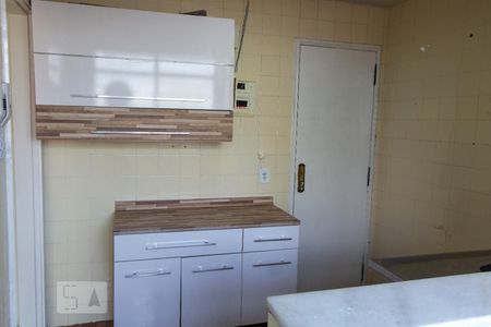 Apartamento à venda com 56m², 2 quartos e 1 vagaCozinha