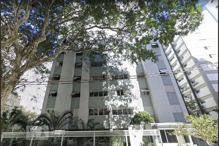 Apartamento para alugar com 170m², 4 quartos e 1 vagaFachada