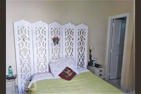 Casa à venda com 200m², 3 quartos e sem vaga