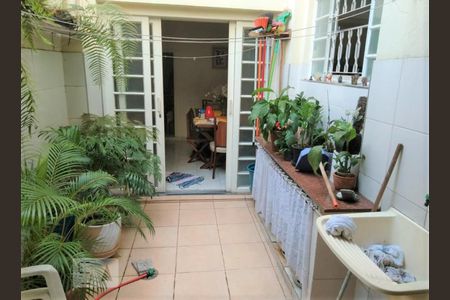 Casa à venda com 200m², 3 quartos e sem vaga Casa à venda com 200m², 3 quartos e sem vagaLavanderia