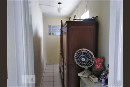 Casa à venda com 200m², 3 quartos e sem vaga