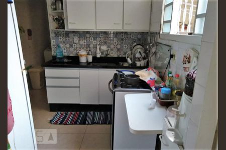 Casa à venda com 200m², 3 quartos e sem vaga Casa à venda com 200m², 3 quartos e sem vagaCozinha