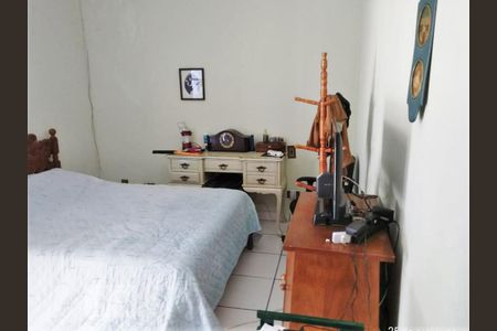 Casa à venda com 200m², 3 quartos e sem vaga