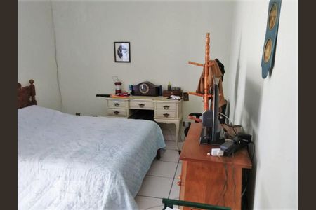 Casa à venda com 200m², 3 quartos e sem vaga Casa à venda com 200m², 3 quartos e sem vagaQuarto