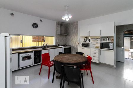Casa à venda com 230m², 3 quartos e 4 vagasCozinha