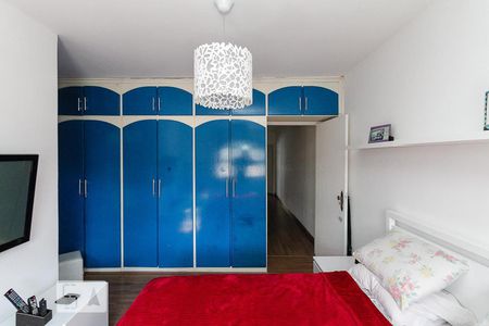 Casa à venda com 230m², 3 quartos e 4 vagasSuite