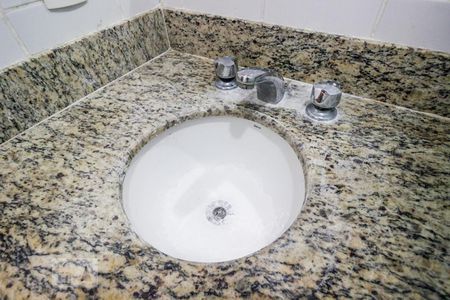 Apartamento à venda com 100m², 3 quartos e 2 vagas Apartamento à venda com 100m², 3 quartos e 2 vagasDetalhe Banheiro