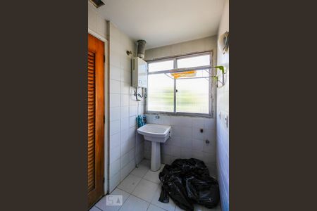 Apartamento à venda com 100m², 3 quartos e 2 vagas Apartamento à venda com 100m², 3 quartos e 2 vagasÁrea de Serviço