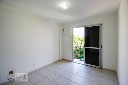 Apartamento à venda com 100m², 3 quartos e 2 vagas Apartamento à venda com 100m², 3 quartos e 2 vagasSuíte