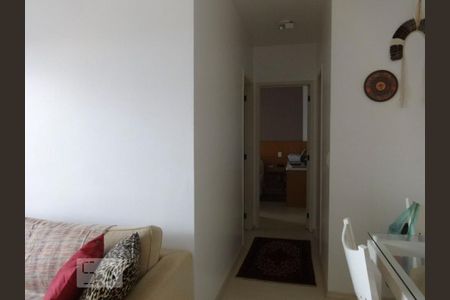 Corredor de apartamento à venda com 2 quartos, 57m² em Chácara Inglesa, São Paulo