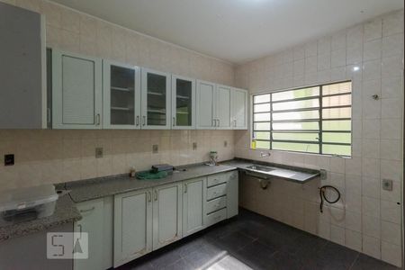 Casa à venda com 400m², 8 quartos e 4 vagasCozinha