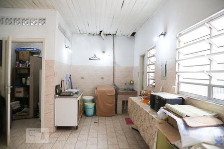 Casa à venda com 140m², 3 quartos e 2 vagas Casa à venda com 140m², 3 quartos e 2 vagasLavanderia