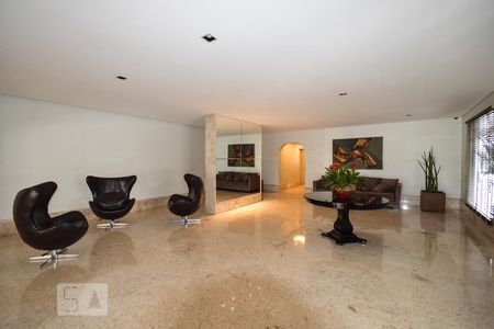 Apartamento para alugar com 117m², 3 quartos e 1 vagaHall