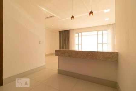 Apartamento para alugar com 140m², 3 quartos e 3 vagas Apartamento para alugar com 140m², 3 quartos e 3 vagasSalas
