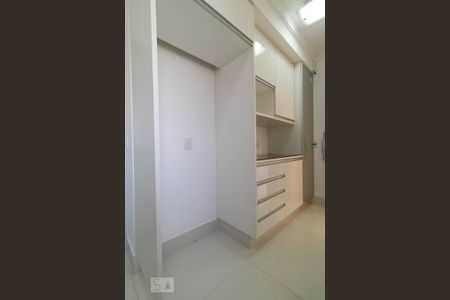 Apartamento para alugar com 140m², 3 quartos e 3 vagas Apartamento para alugar com 140m², 3 quartos e 3 vagasCozinha