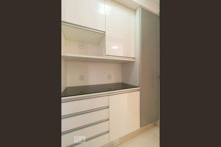Apartamento para alugar com 140m², 3 quartos e 3 vagas Apartamento para alugar com 140m², 3 quartos e 3 vagasCozinha