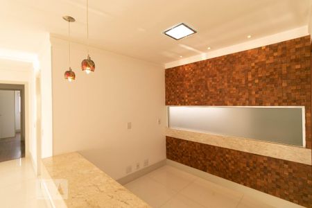 Apartamento para alugar com 140m², 3 quartos e 3 vagas Apartamento para alugar com 140m², 3 quartos e 3 vagasSalas