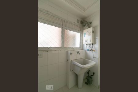 Apartamento para alugar com 140m², 3 quartos e 3 vagas Apartamento para alugar com 140m², 3 quartos e 3 vagasÁrea de Serviço
