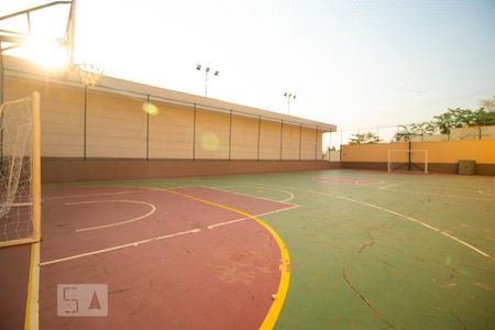 Apartamento para alugar com 140m², 3 quartos e 3 vagas Apartamento para alugar com 140m², 3 quartos e 3 vagasÁrea Comum - Quadra Poliesportiva