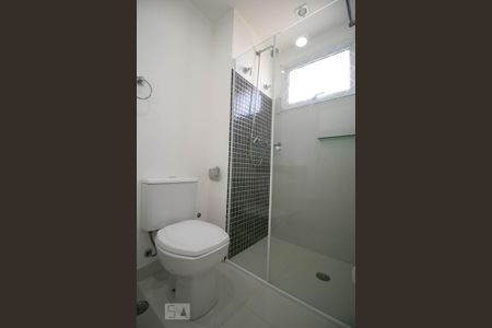 Apartamento para alugar com 140m², 3 quartos e 3 vagas Apartamento para alugar com 140m², 3 quartos e 3 vagasBanheiro da Suíte 02