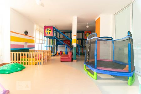 Apartamento para alugar com 140m², 3 quartos e 3 vagas