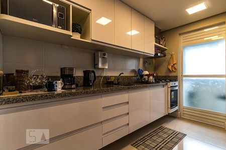 Apartamento à venda com 66m², 2 quartos e 1 vagaCozinha