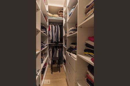 Apartamento à venda com 66m², 2 quartos e 1 vagaCloset