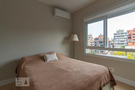 Dormitório de apartamento à venda com 2 quartos, 66m² em Petrópolis, Porto Alegre