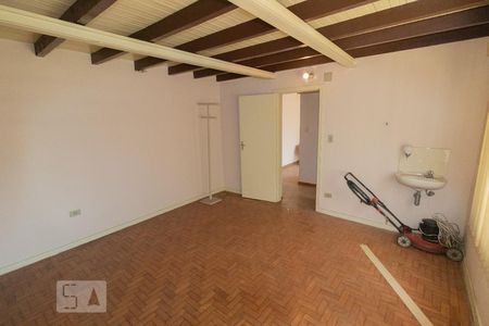 Casa à venda com 500m², 4 quartos e 12 vagasDormitório piso inferior